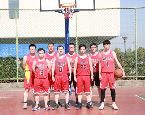 乐天堂fun88集团健儿尽展风采&mdash;&mdash;新站高新区第八届职工篮球赛开赛