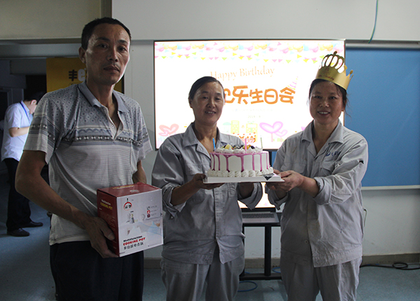 乐天堂fun88集团9月员工生日会&mdash;&mdash;收获季节 感恩有你