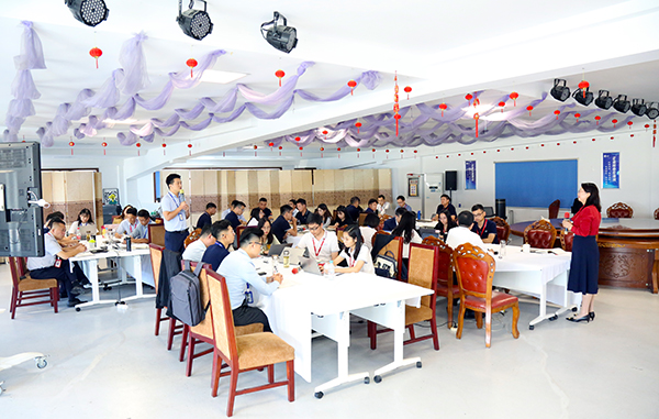 乐天堂fun88集团召开营销工作会议凝聚共识汇聚企业发展蓬勃动力